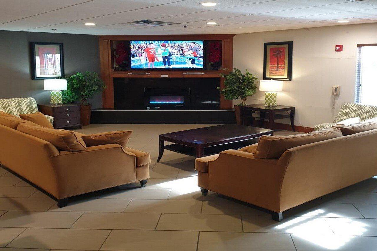 Hawthorn Extended Stay By Wyndham Kingsland Bagian luar foto