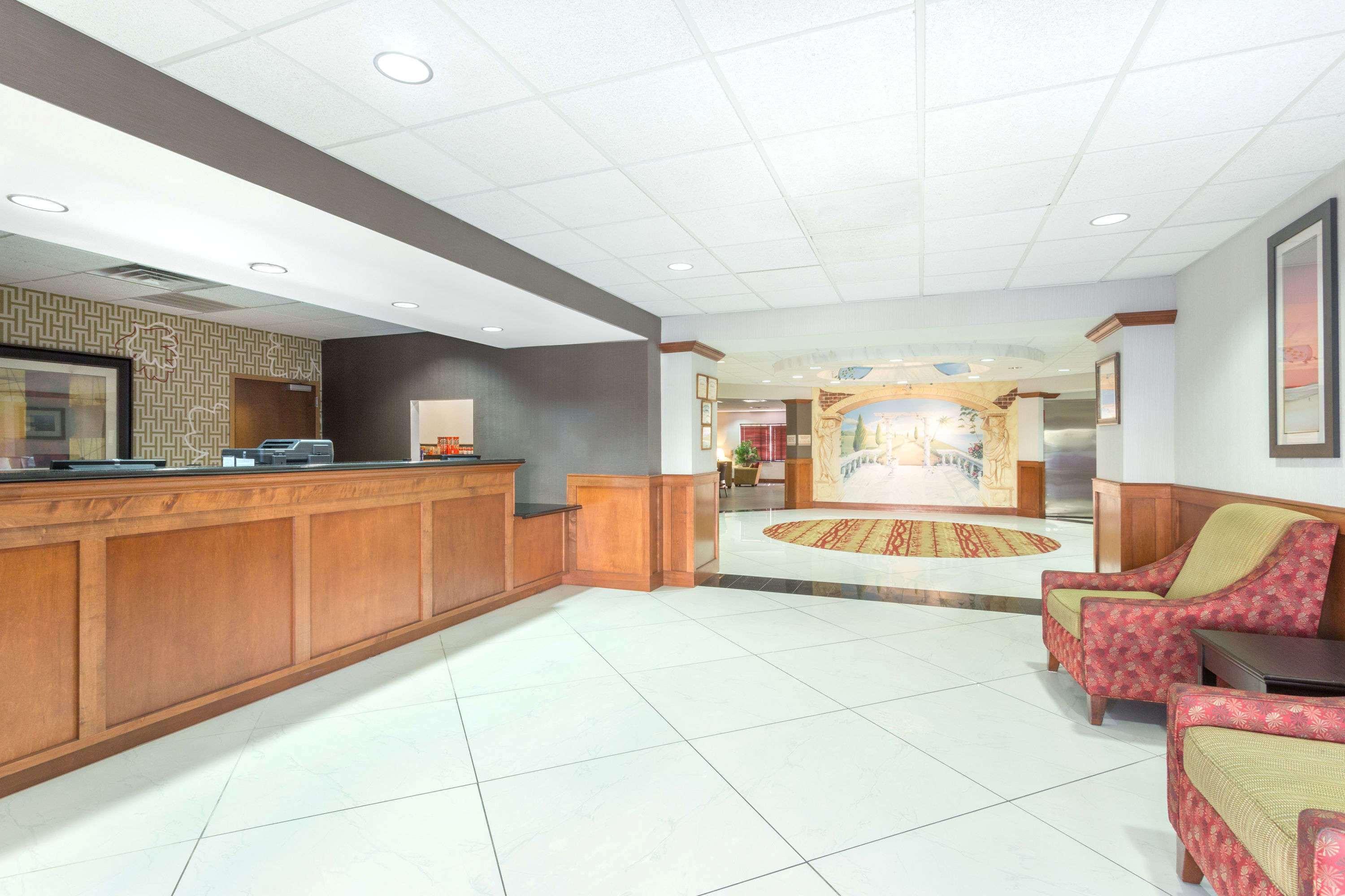 Hawthorn Extended Stay By Wyndham Kingsland Bagian luar foto