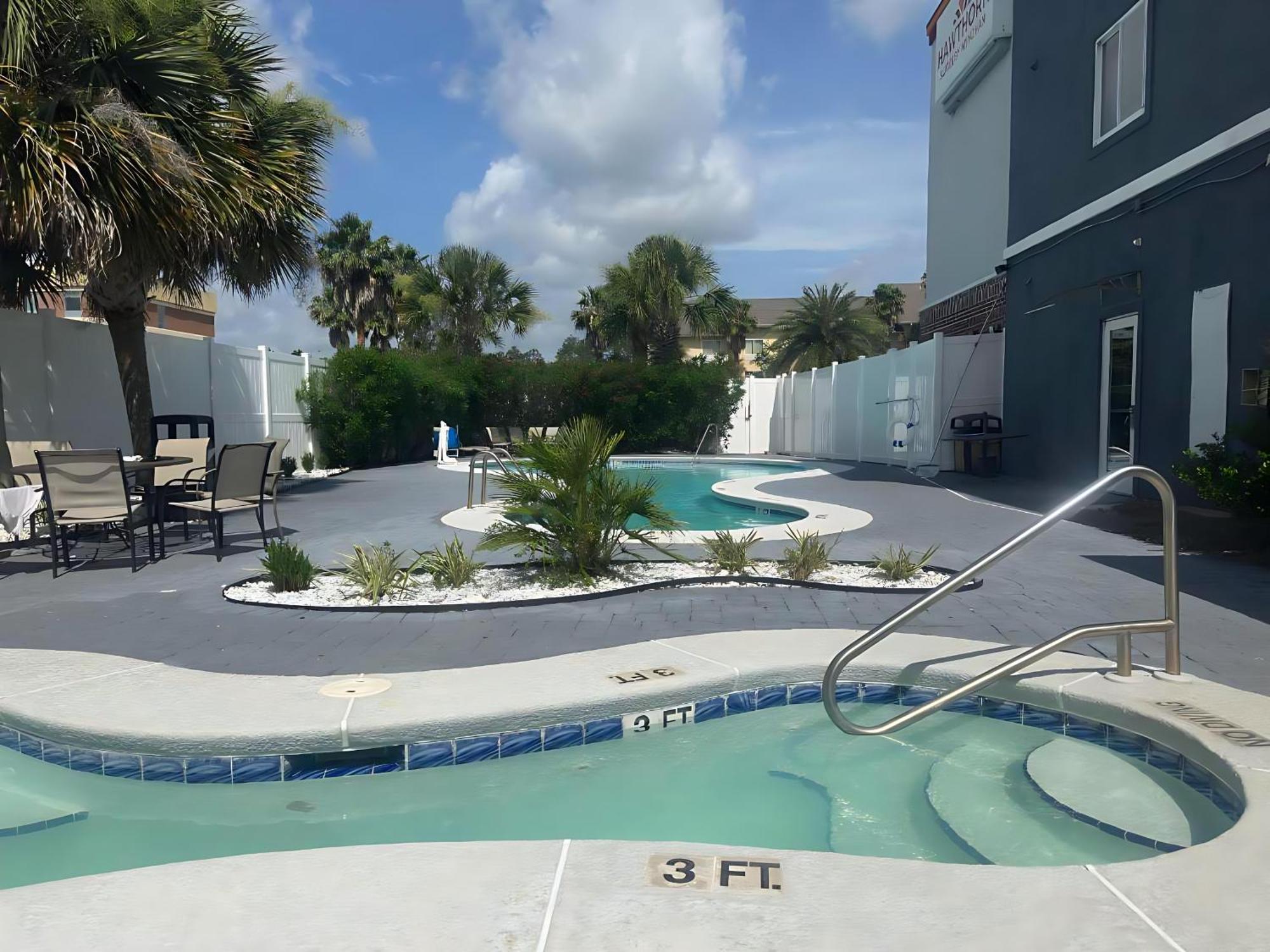 Hawthorn Extended Stay By Wyndham Kingsland Bagian luar foto