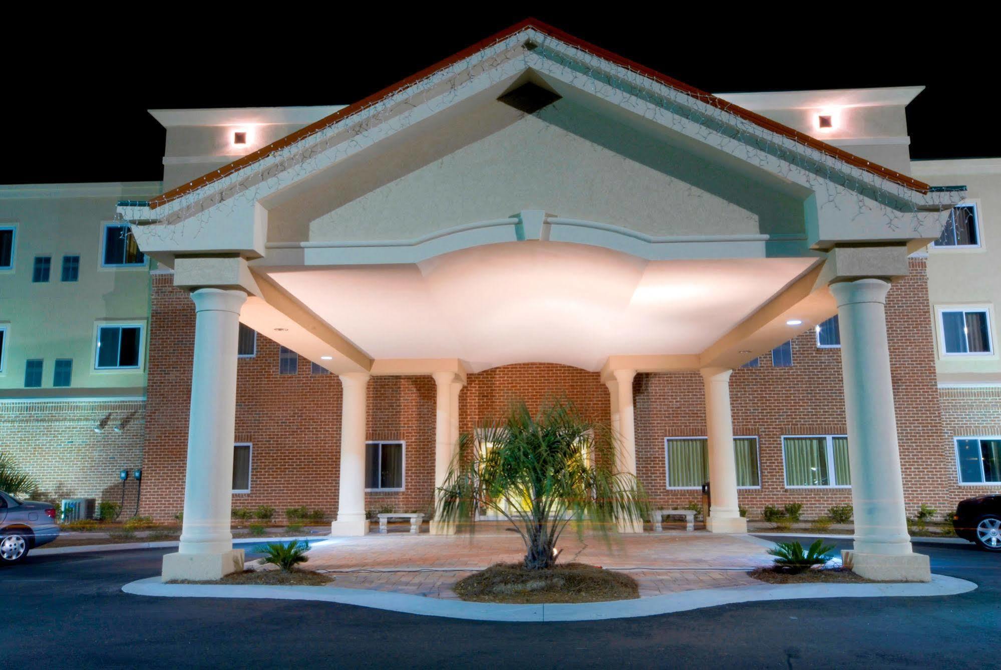 Hawthorn Extended Stay By Wyndham Kingsland Bagian luar foto